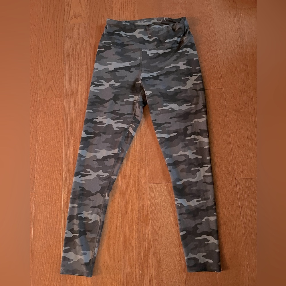 camo leggings